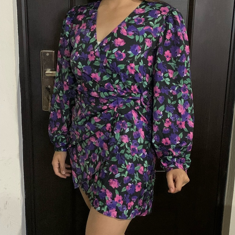 Floral Dress for women . New.Large